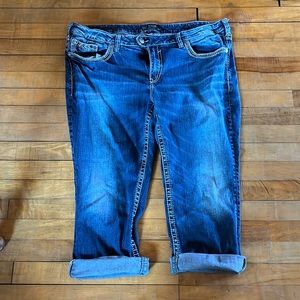 Silver Jeans Tuesday Capri size 22